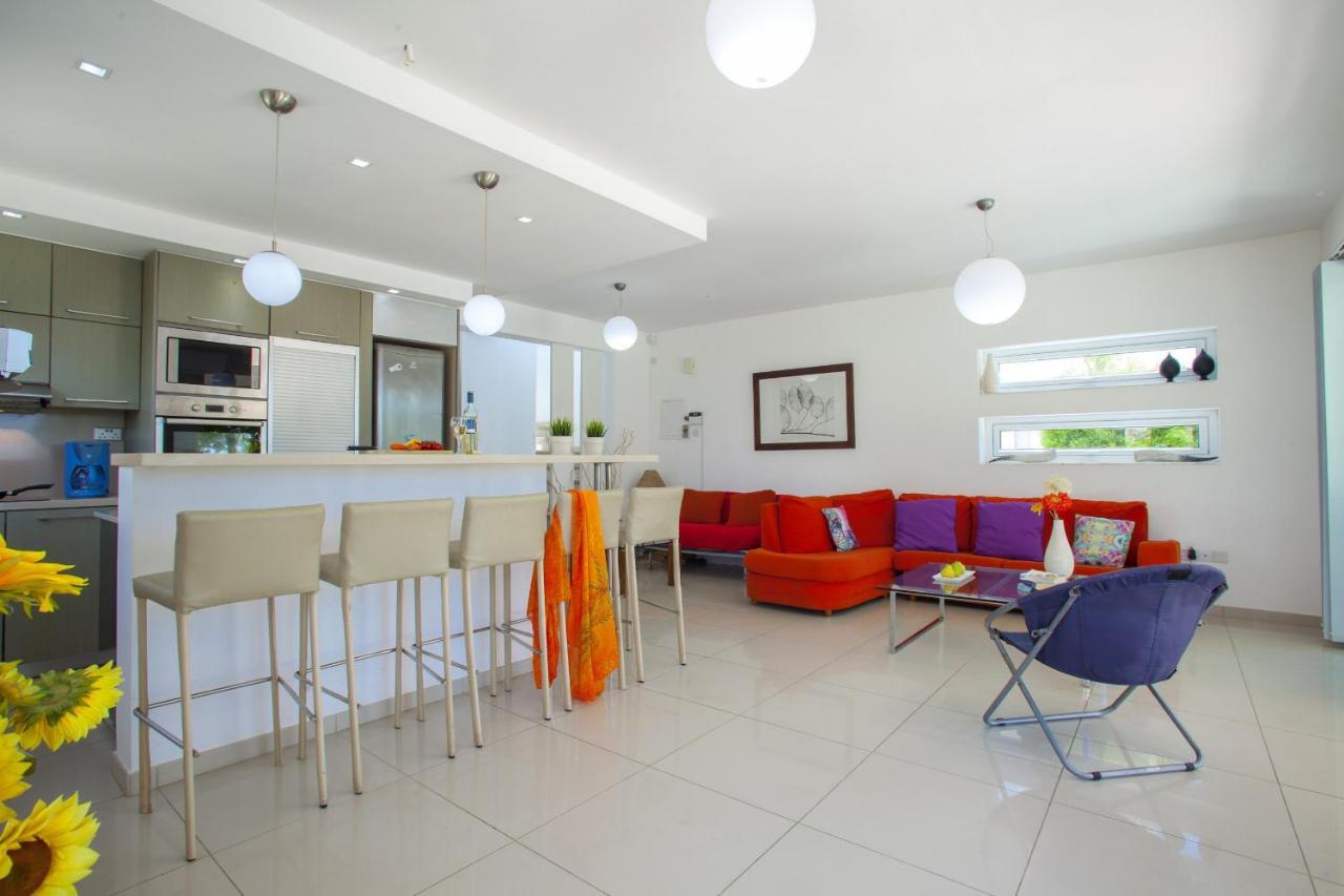 Ayia Thekla Seafront Villa Lavender Aya Napa Dış mekan fotoğraf